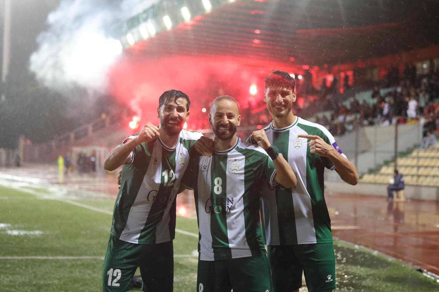 لاعبو الأنصار. (صفحة النادي الرسمية في فيسبوك) 