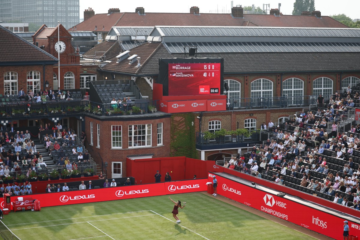 كرة المضرب. (أ ف ب) 