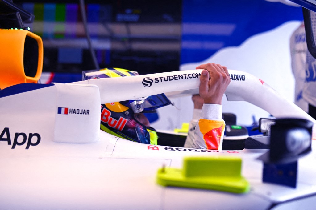 إسحاق حجار. (أ ف ب) 