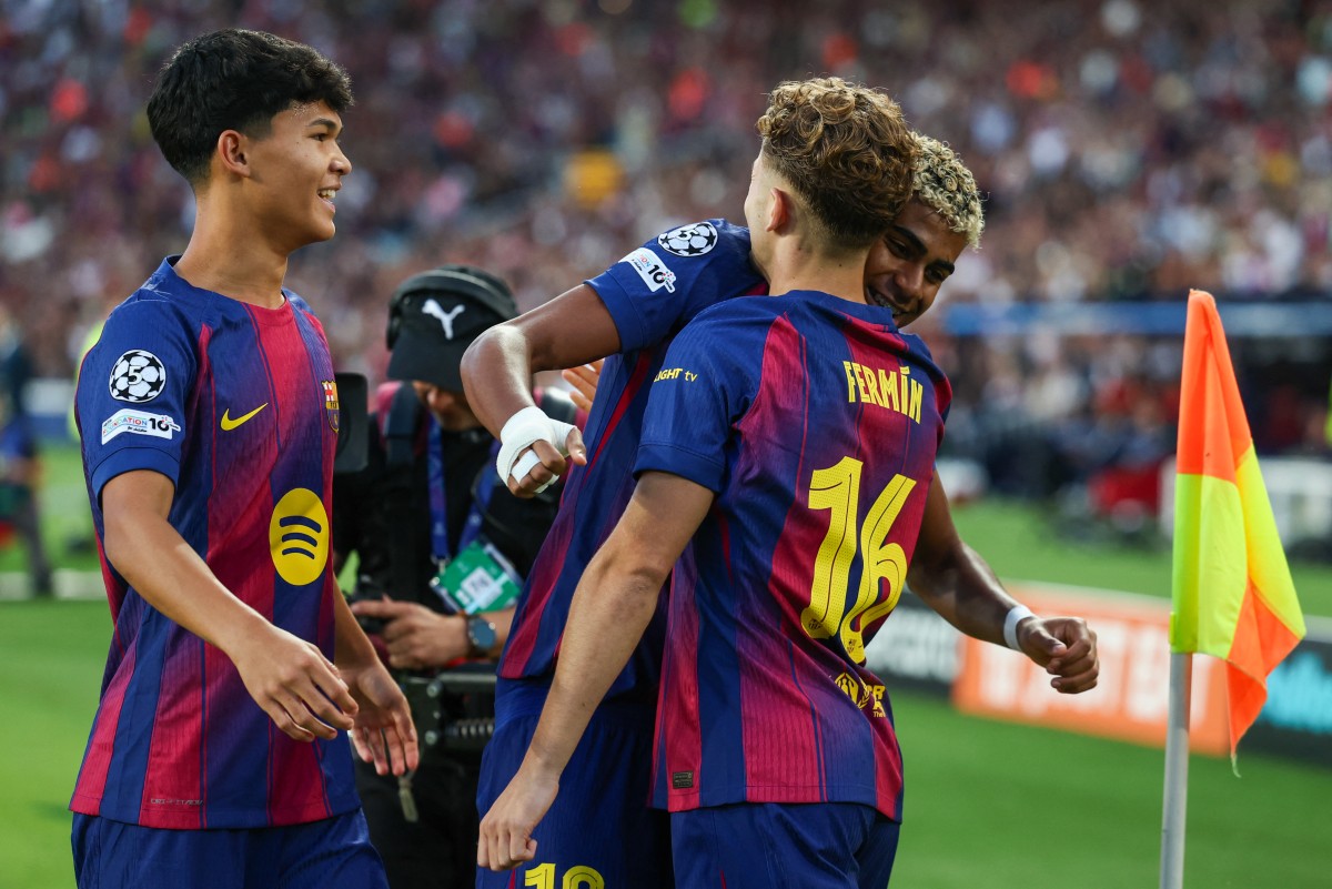 لاعبو برشلونة. (أ ف ب) 