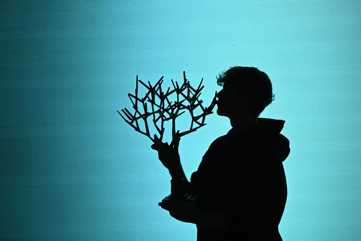 يانيك سينر يرفع لقب دورة باريس للماسترز. (إكس) 