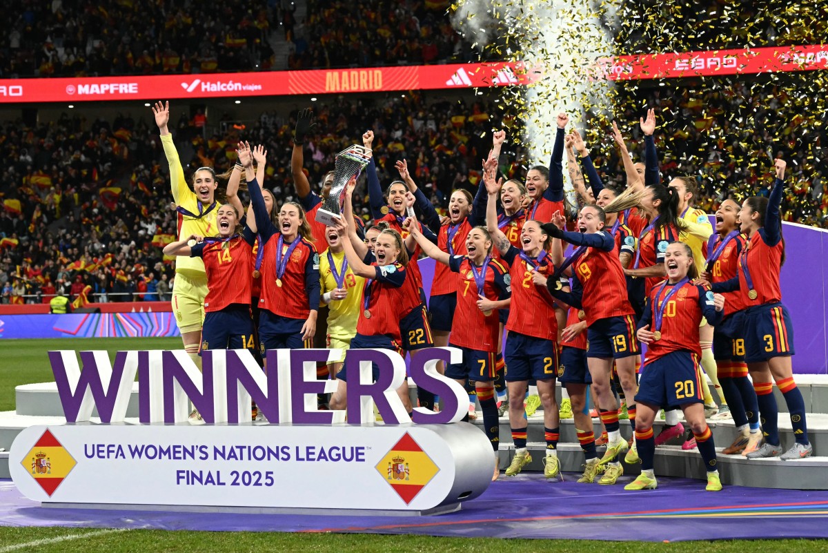 لاعبات إسبانيا. (أ ف ب)