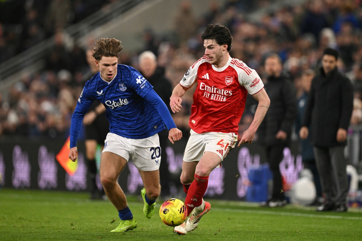 من مباراة أرسنال وإيفرتون. (أ ف ب)