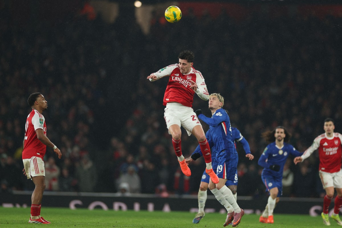 من مباراة أرسنال وتشيلسي. (أ ف ب) 