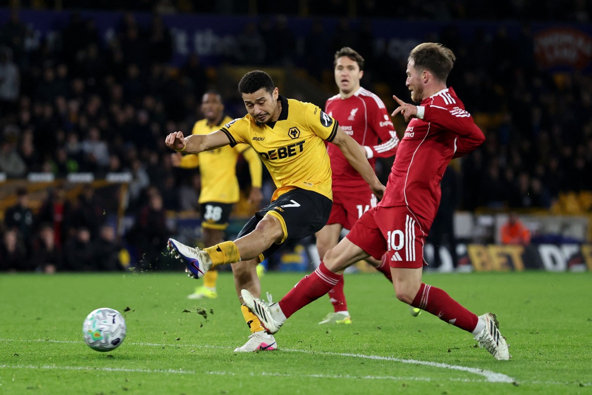 من مباراة سابقة بين الفريقين. (أ ف ب)