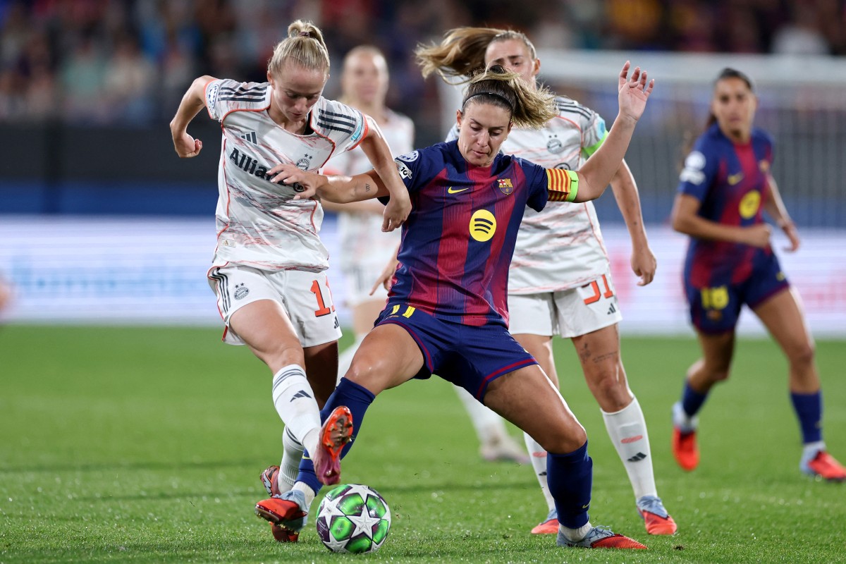أليكسيا بوتياس خلال لقاء برشلونة وبايرن (أ ف ب)