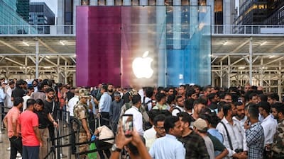 طوابير أمام متاجر أبل في الهند لشراء آيفون 18 برو (NDTV)