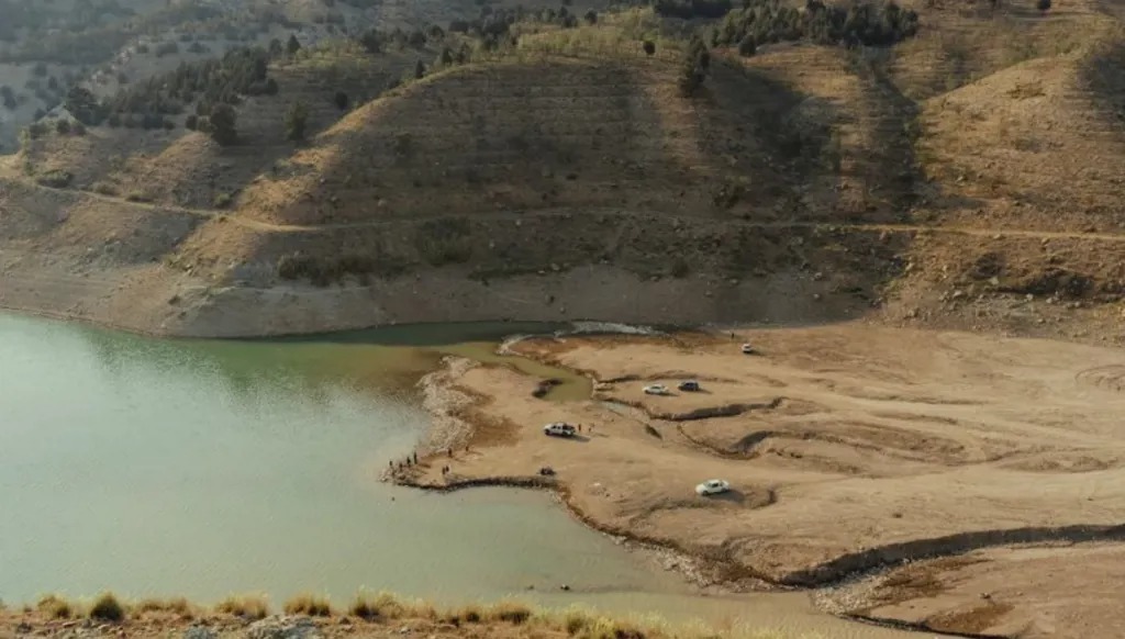 سد لاتيان الذي يزود طهران بالمياه، إيران (غيتي)