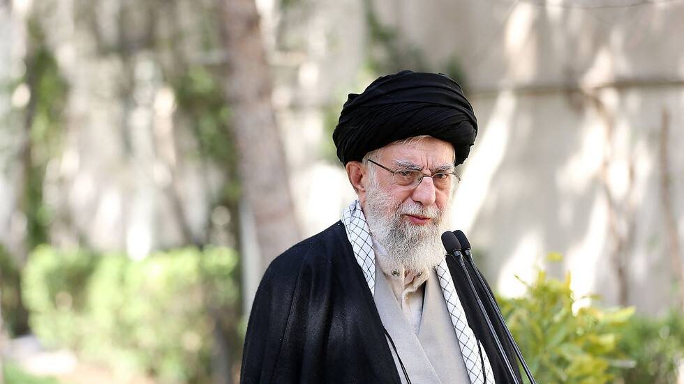 علي خامنئي. (أ ف ب)