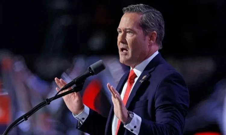 مايك والتس. (وكالات)