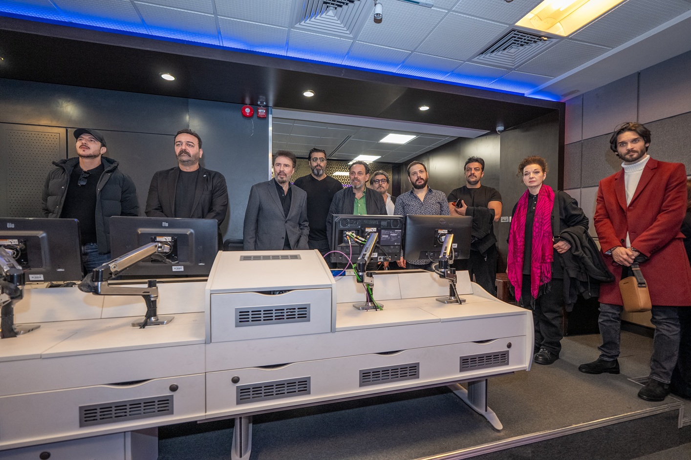 فنانون سوريون في استديوات التلفزيون السعودي (النهار)