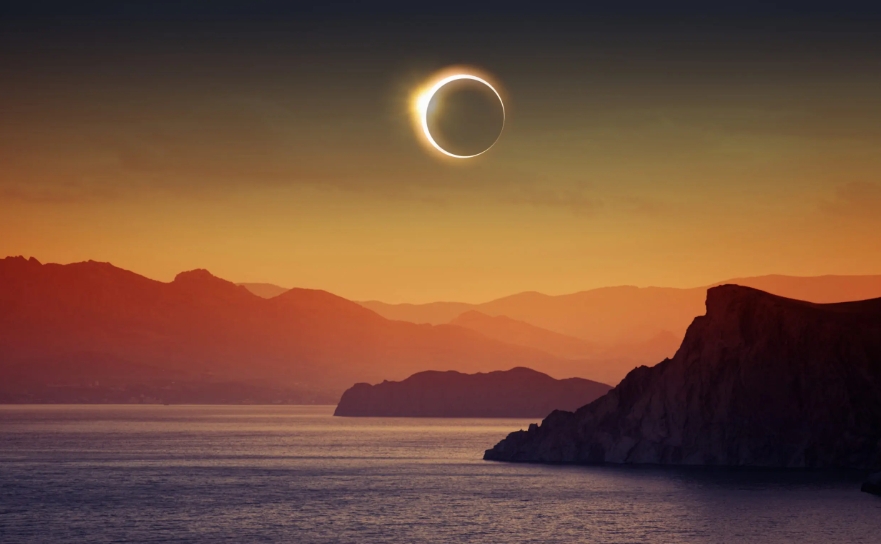 كسوف الشمس الكلي