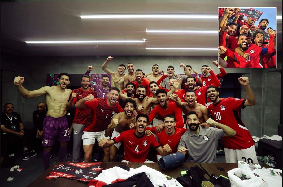 منتخب مصر يحتفل بالتأهل إلى كأس العالم. (إكس)