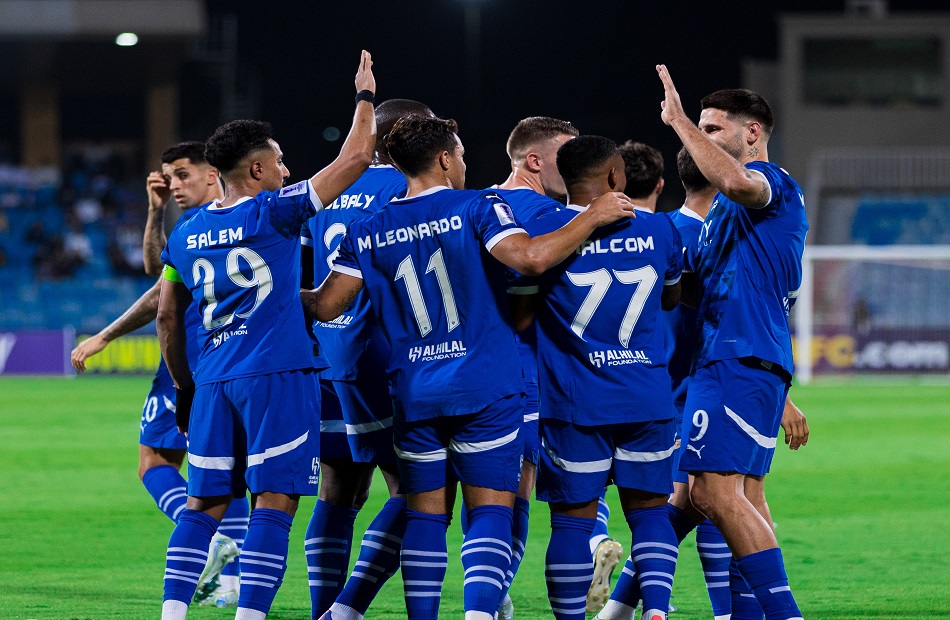 الهلال (اكس)