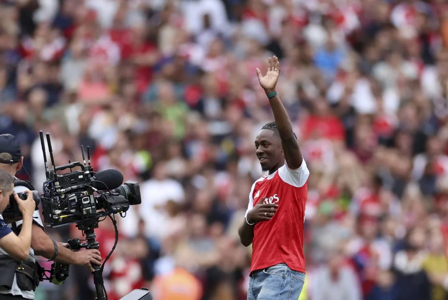 إيبيريتشي إيزي (اكس)