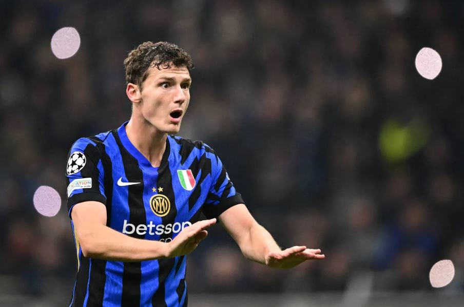 بافار لاعب انتر ميلان (وكالات)