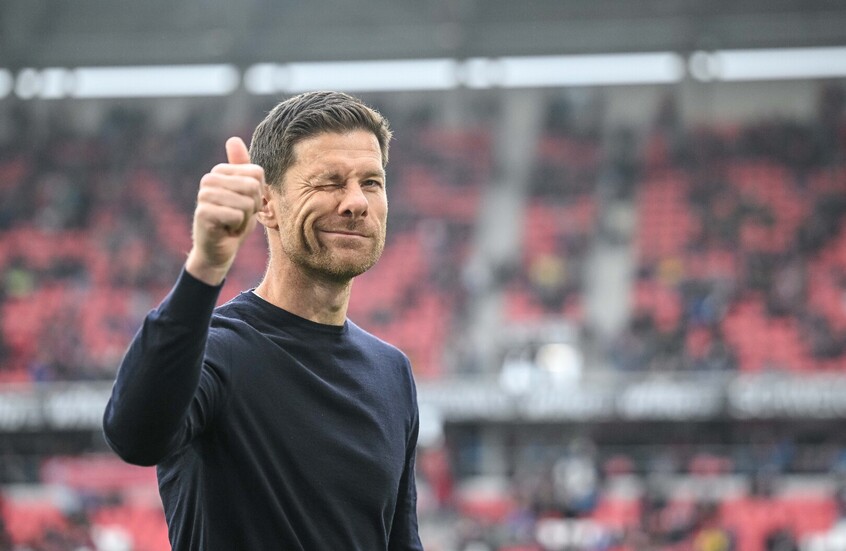 تشابي ألونسو  مدرب ريال مدريد (اكس)