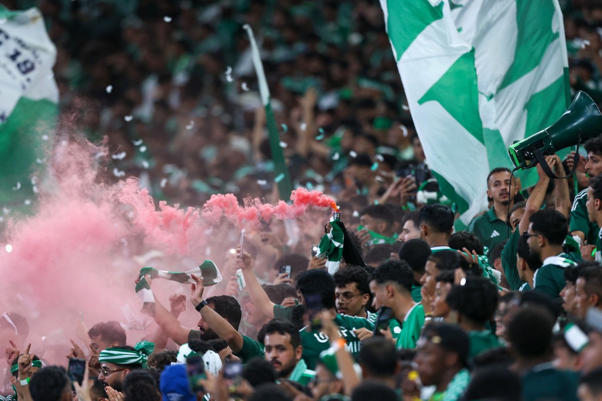 جمهور الأهلي (أ ف ب)