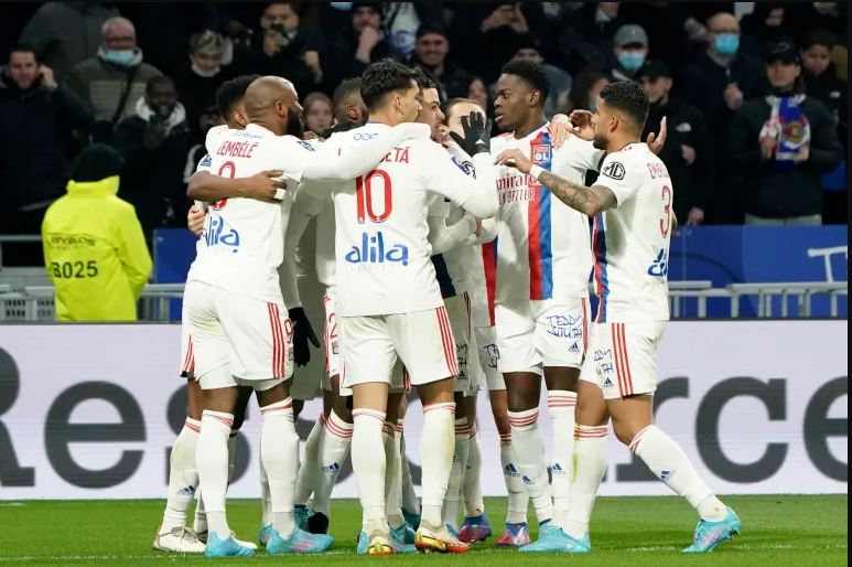 ليون الفرنسي (وكالات)