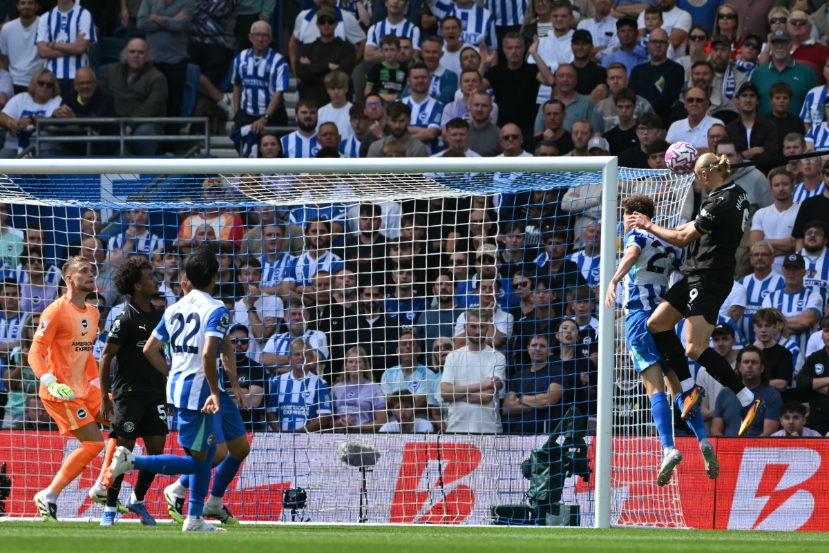 مباراة مانشستر سيتي وبرايتون (أ ف ب)