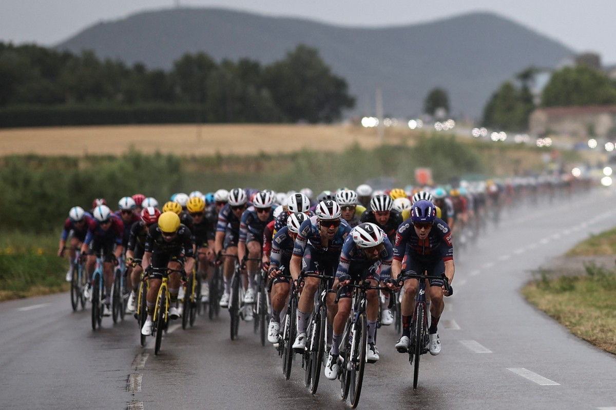 طواف فرنسا للدراجات الهوائية (أ ف ب)