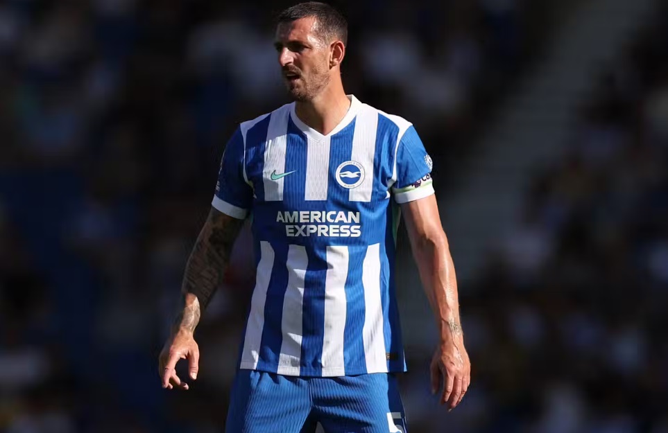 قميص برايتون الجديد. (وكالات)