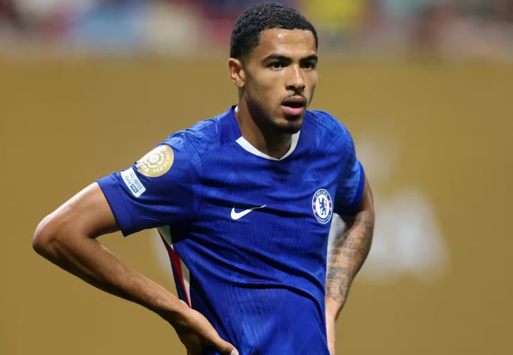 قميص تشيلسي الجديد. (وكالات)