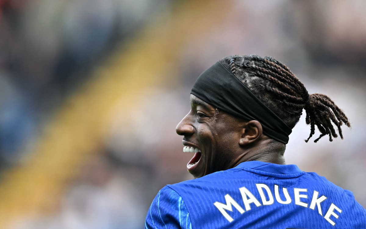 مادويكي بقميص تشيلسي (أ ف ب)