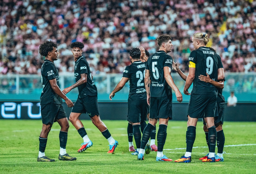 نجوم مانشستر سيتي (وكالات)