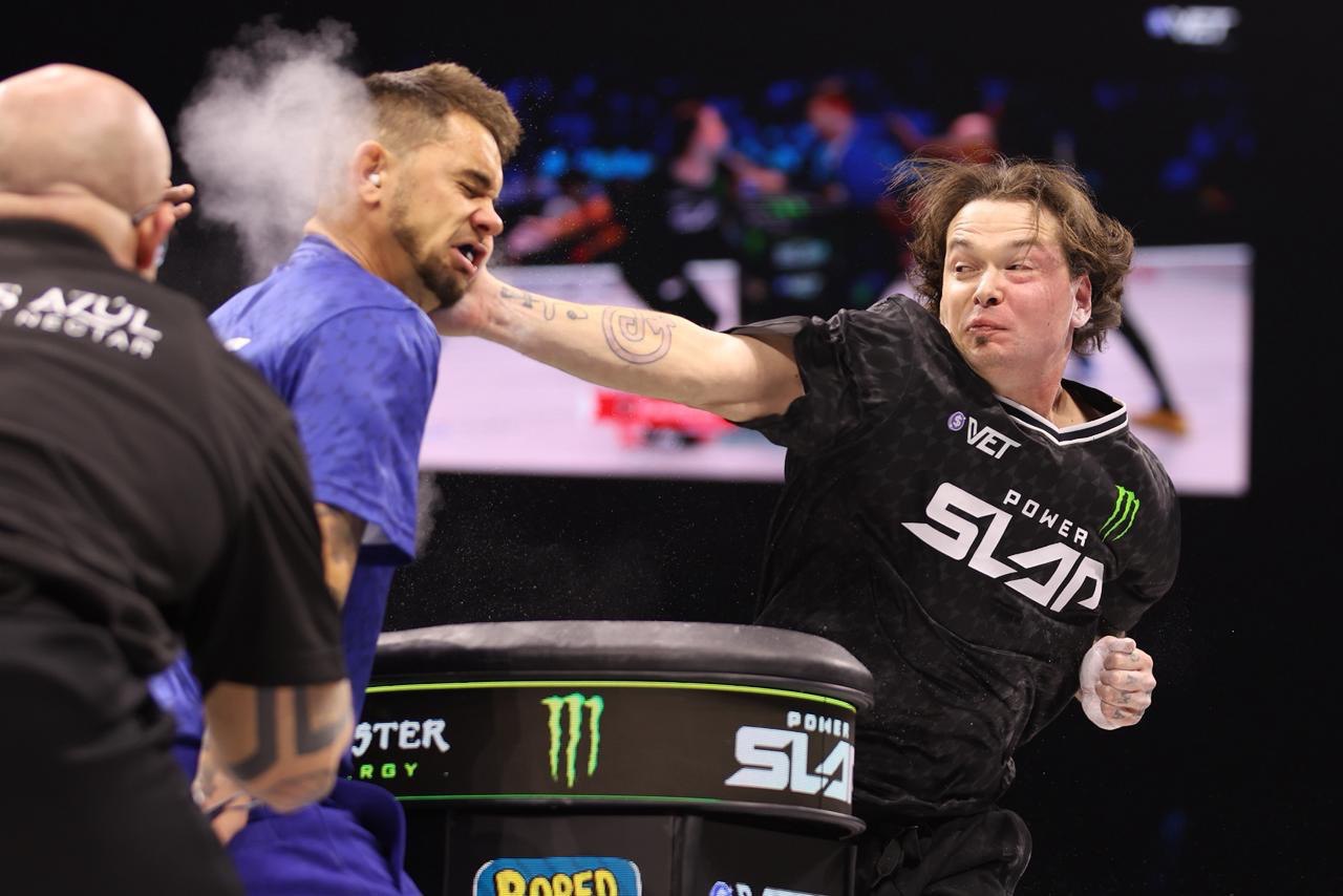 من بطولة Power Slap 17 في موسم الرياض 2025. (وكالات) 