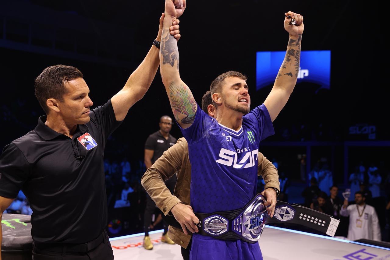 من بطولة Power Slap 17 في موسم الرياض 2025. (وكالات) 