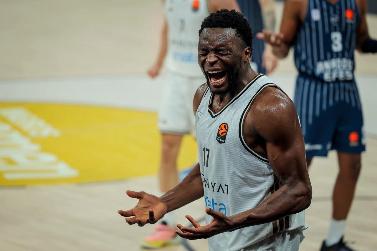 فريق دبي لكرة السلة يحقق نهاية أسبوع مثالية بانتصارين متتاليين خارج أرضه. (وكالات)