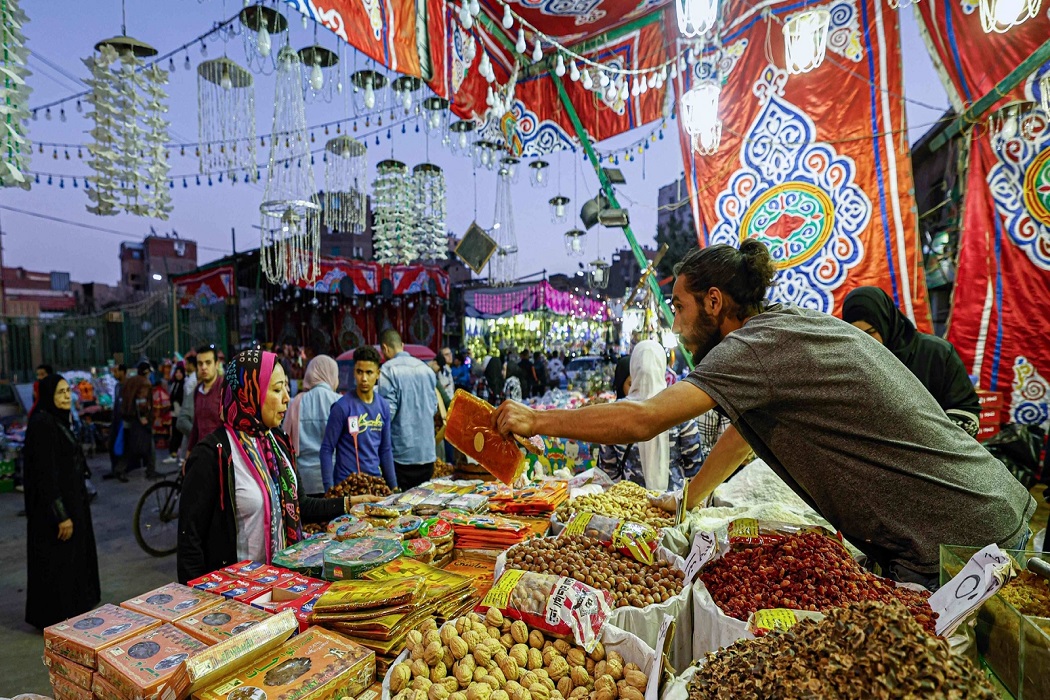 أجواء رمضان في العالم العربي (وكالات)