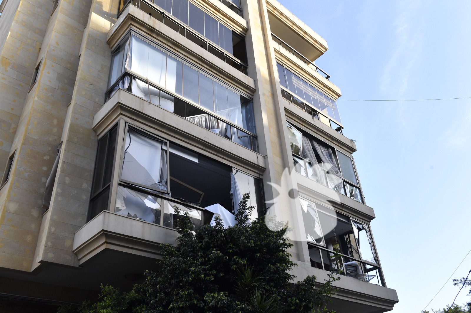 أضرار غارة إسرائيلية على بيروت (حسام شبارو)