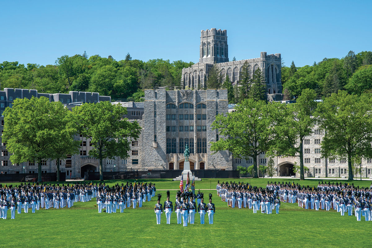 أكاديمية وست بوينت (سوشيال ميديا)