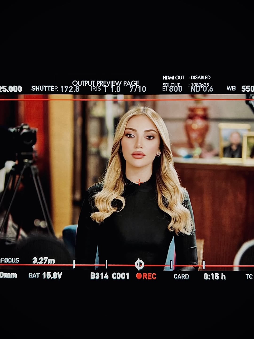 أملي الجزائري في الكواليس (إنستغرام)