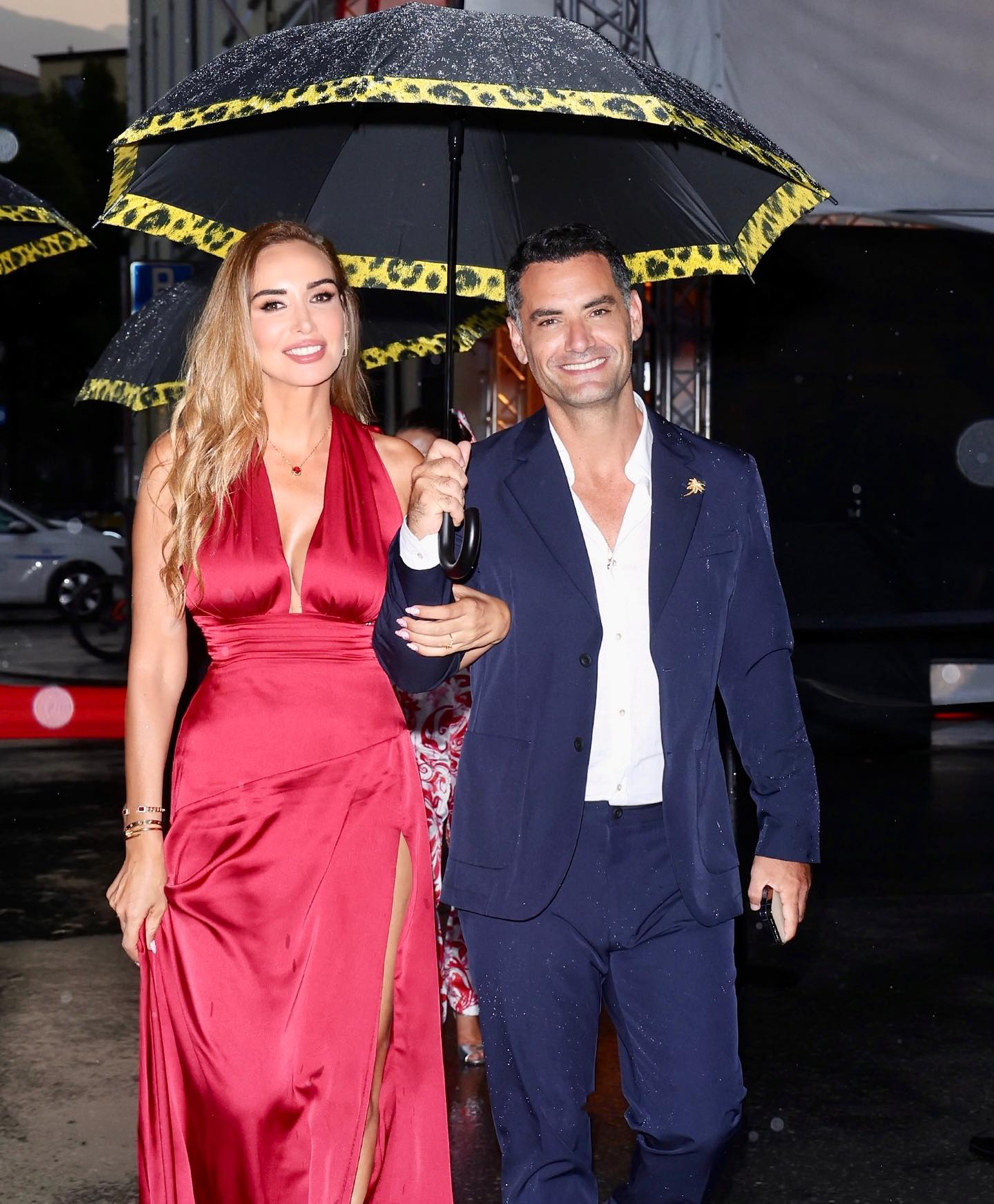 أيمن قيسوني ونسرين زريق (إكس)