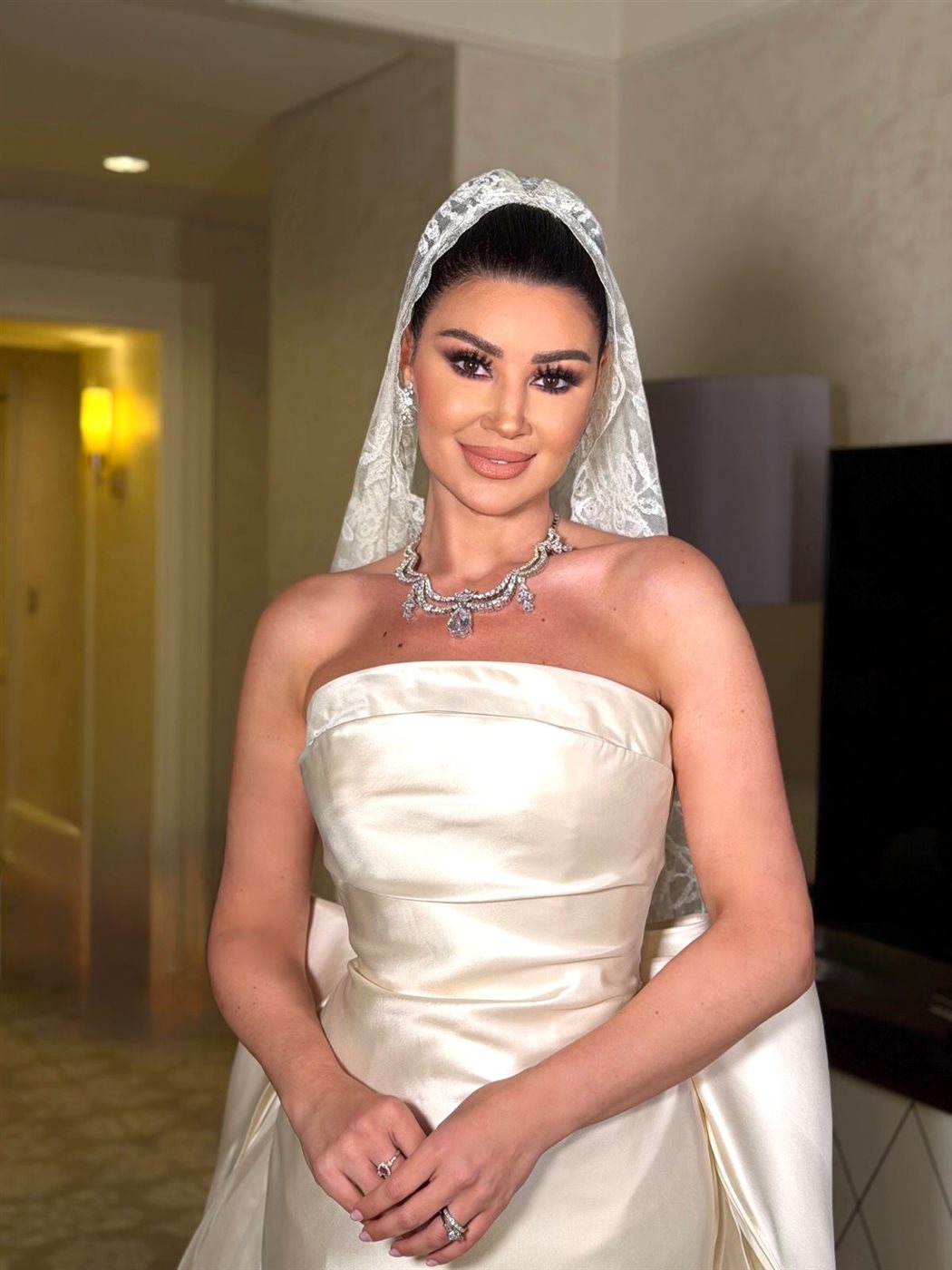 العروس أروى جودة (إكس)