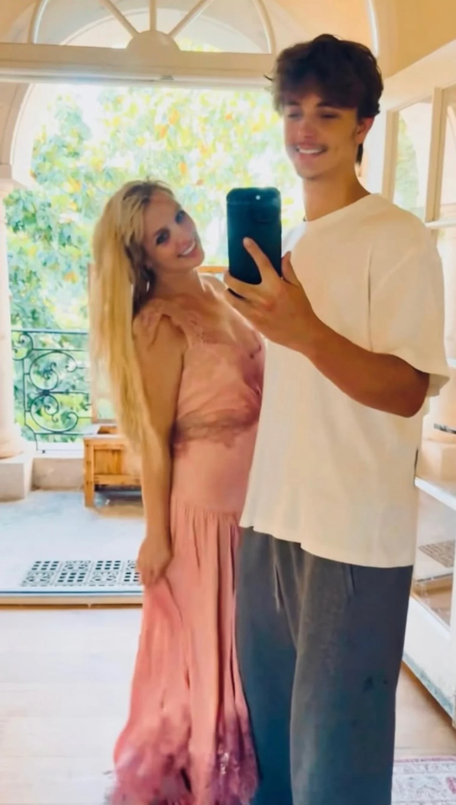 بريتني سبيرز وابنها جايدن (سوشيال ميديا)