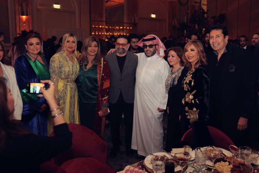 تركي آل الشيخ وعدد من الفنانين (إنستغرام)
