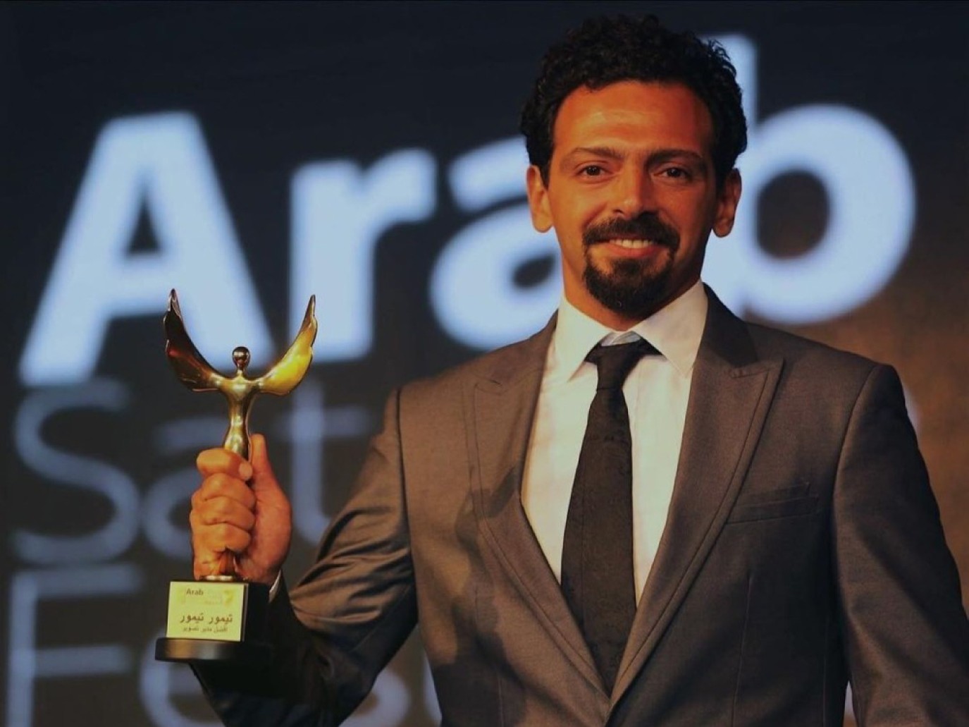 تيمور تيمور (سوشيال ميديا)