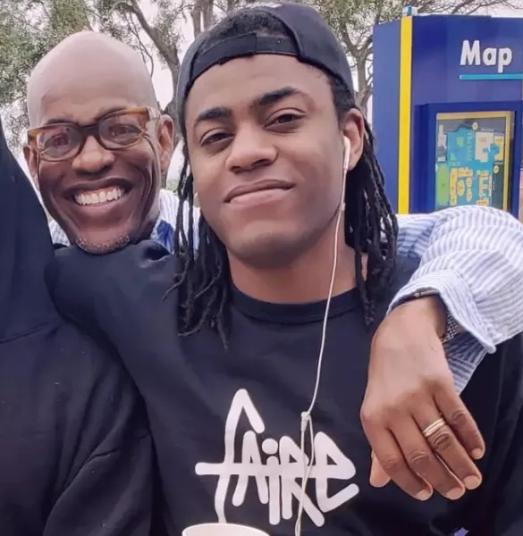 جوبيلانت سايكس وابنه (سوشيال ميديا)