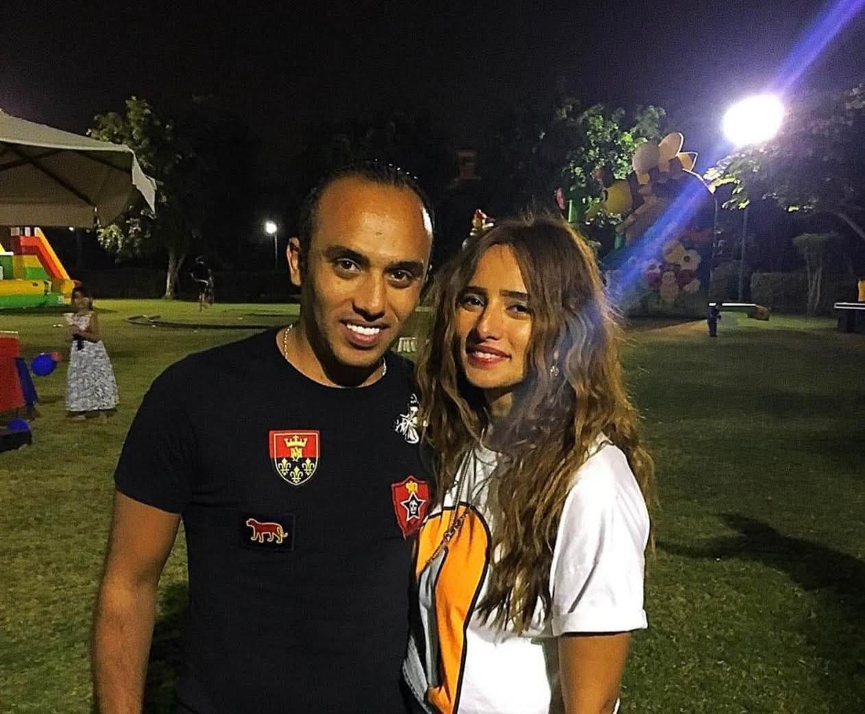 زينة رضا وشقيقها إسلام رضا (سوشيال ميديا)