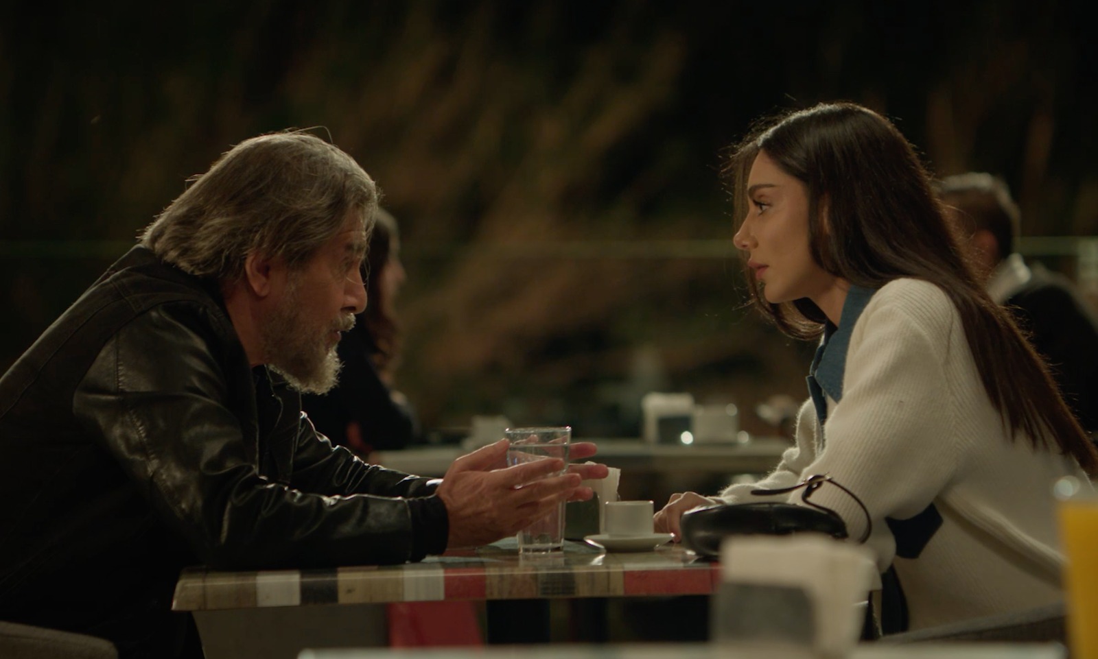 شمس الملا وعابد فهد (سعادة المجنون)