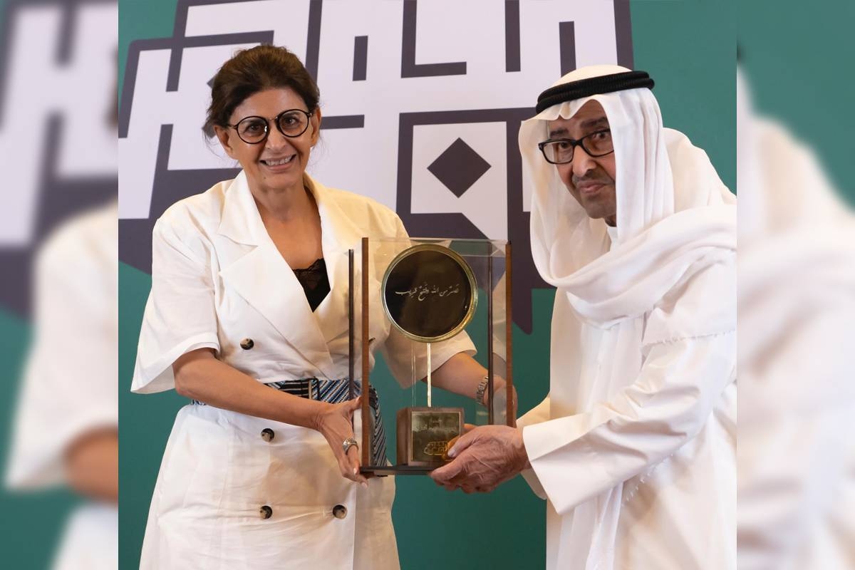 عبد العزيز السريع مكرماً (سوشيال ميديا)