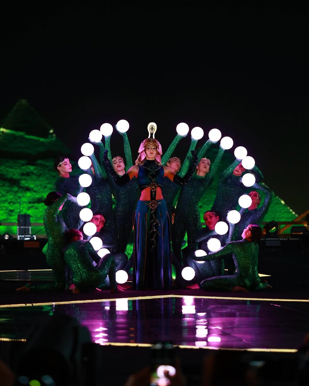 عرض مياس (إنستغرام)