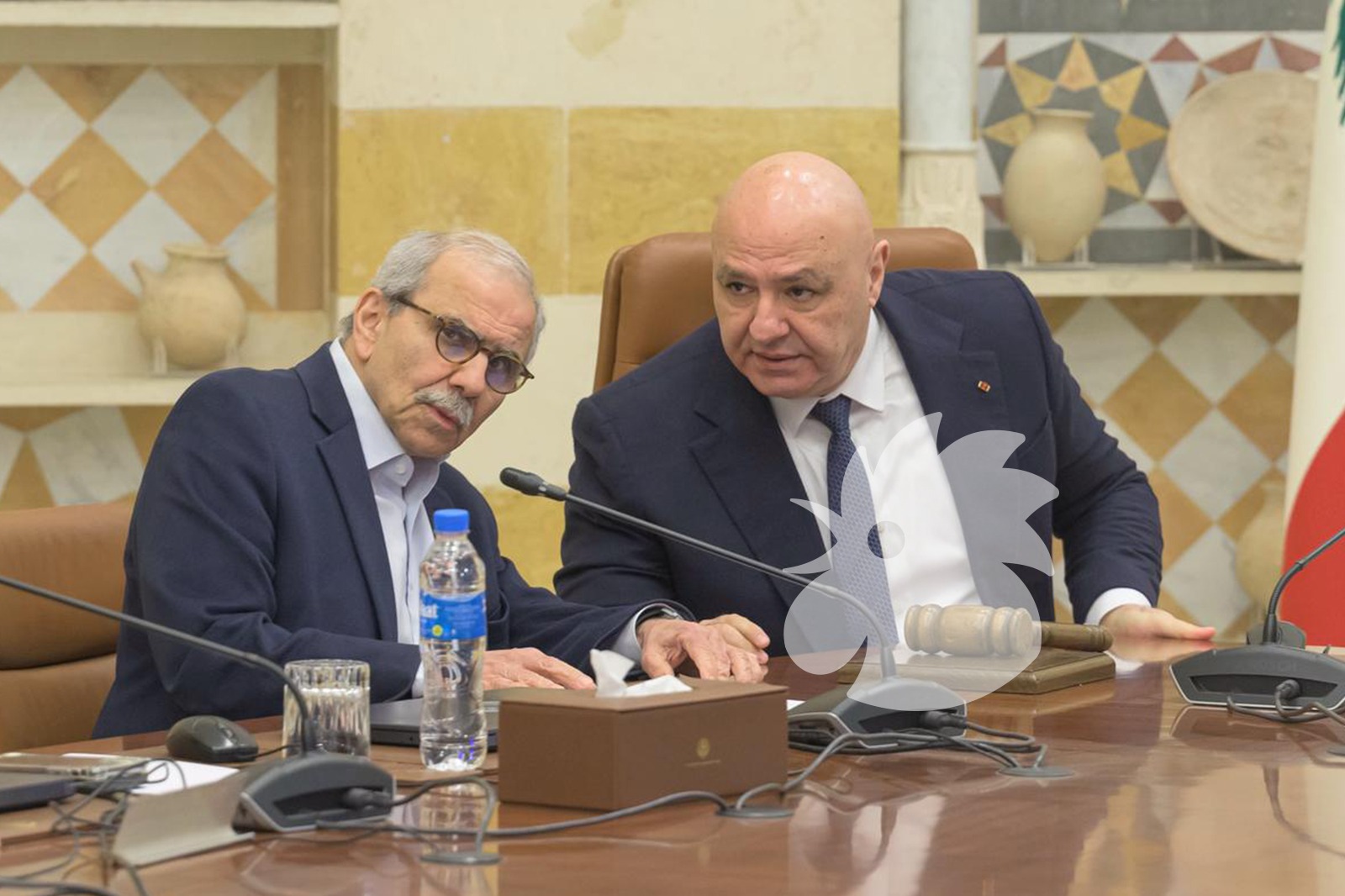 عون وسلام (نبيل إسماعيل)