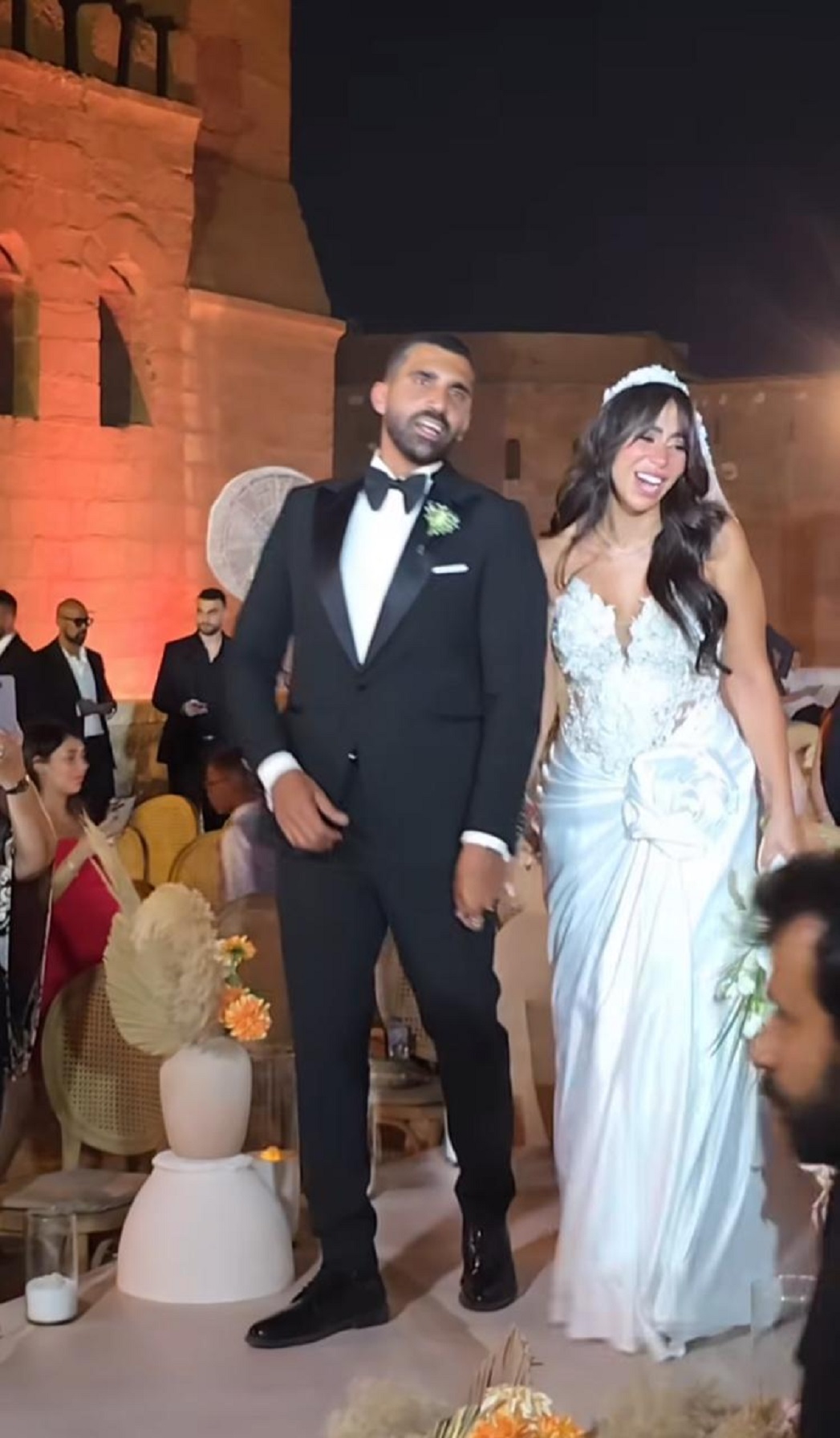 ماهيتاب المصري وعريسها (سوشيال ميديا)