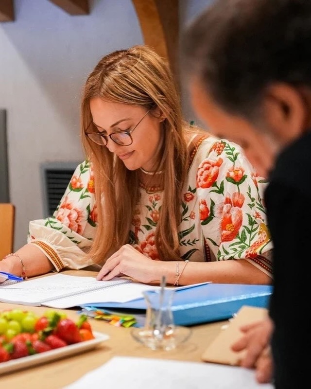 مريم أوزرلي (إكس)