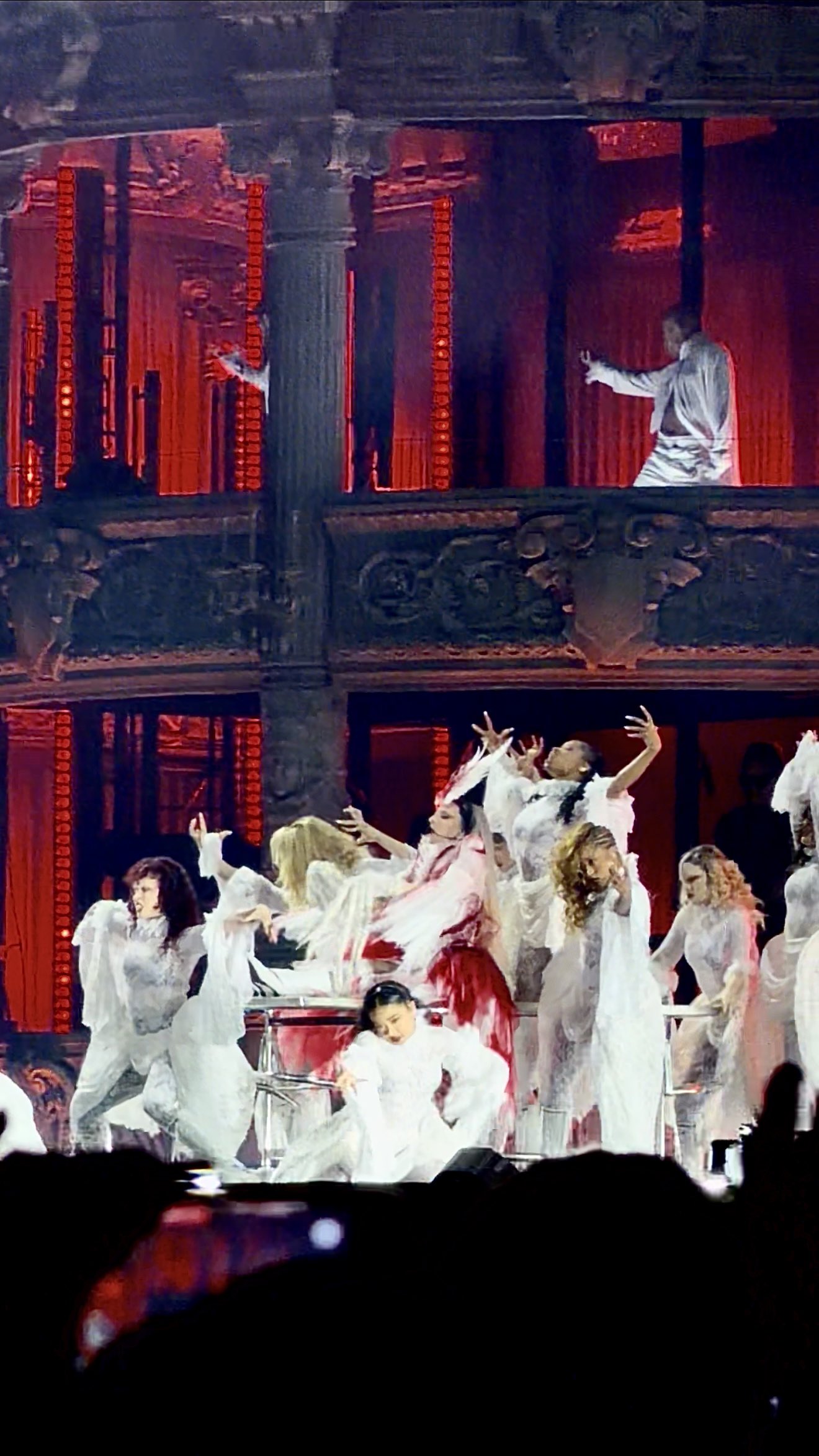 من حفل ليدي غاغا في اليابان (إكس)